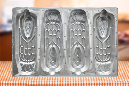 四條雁蛋糕烤盤(pán)